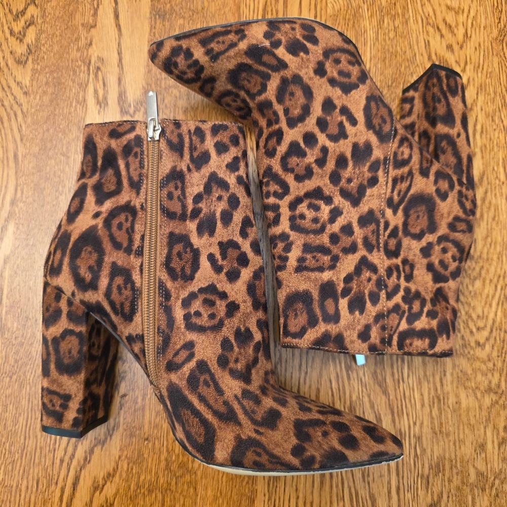 Shoe Dazzle Women 8.5 Leopard Print Ankle Boots Pointed Toe Block Heel Brown